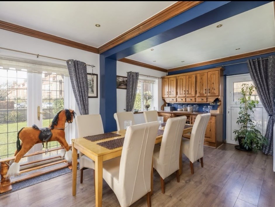 Thackwood dining room